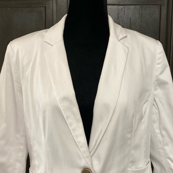 Apostrophe white tailored jacket. Size 16P - Picture 4 of 10